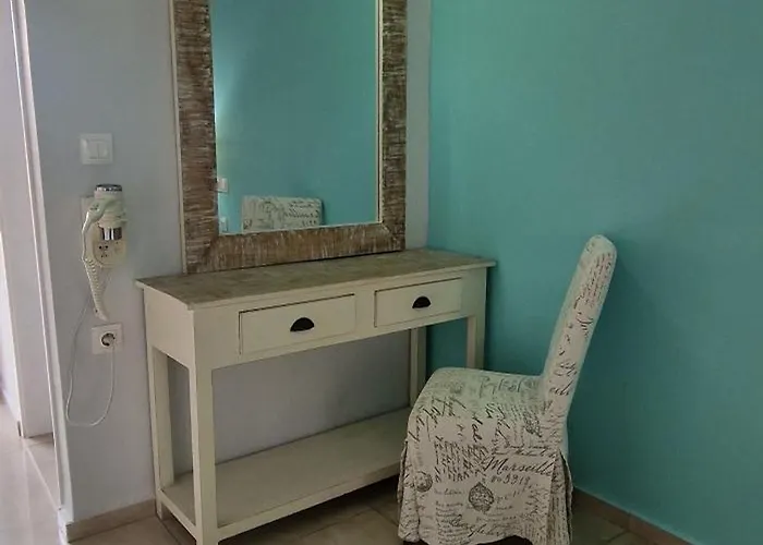 Pagona Apartament *